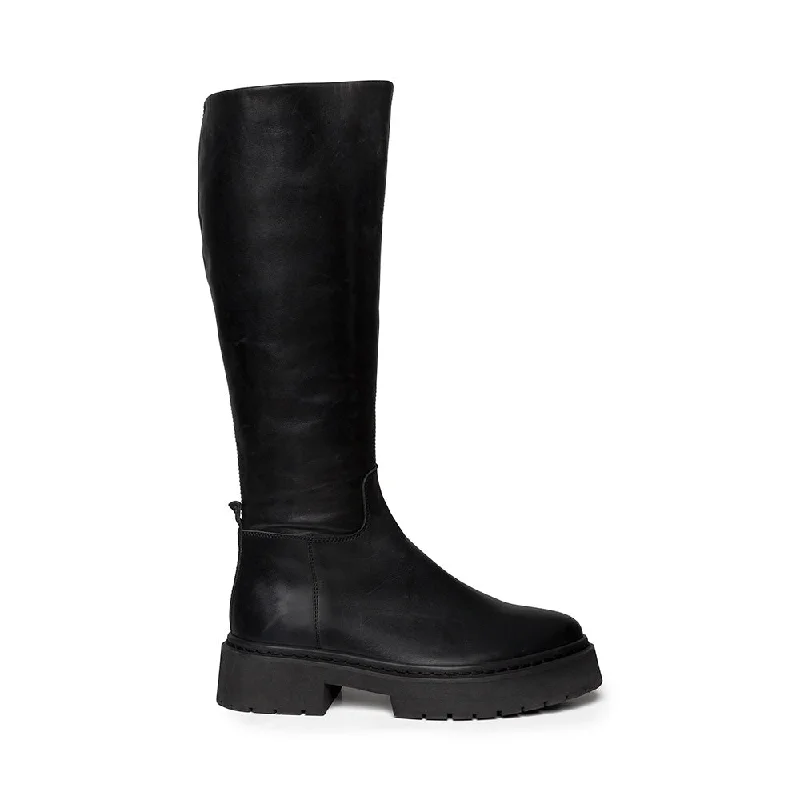 best women’s shoes for walking all day -Galina Boot BLACK LEATHER