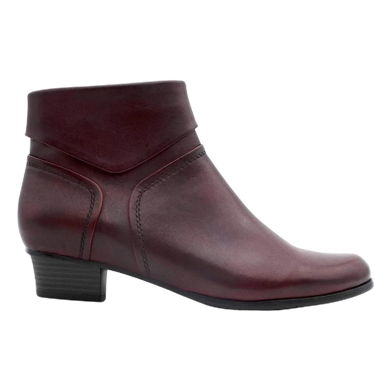 women’s boots for mountain adventures -Regarde Le Ciel Women's Stefany 378 Sangria Leather