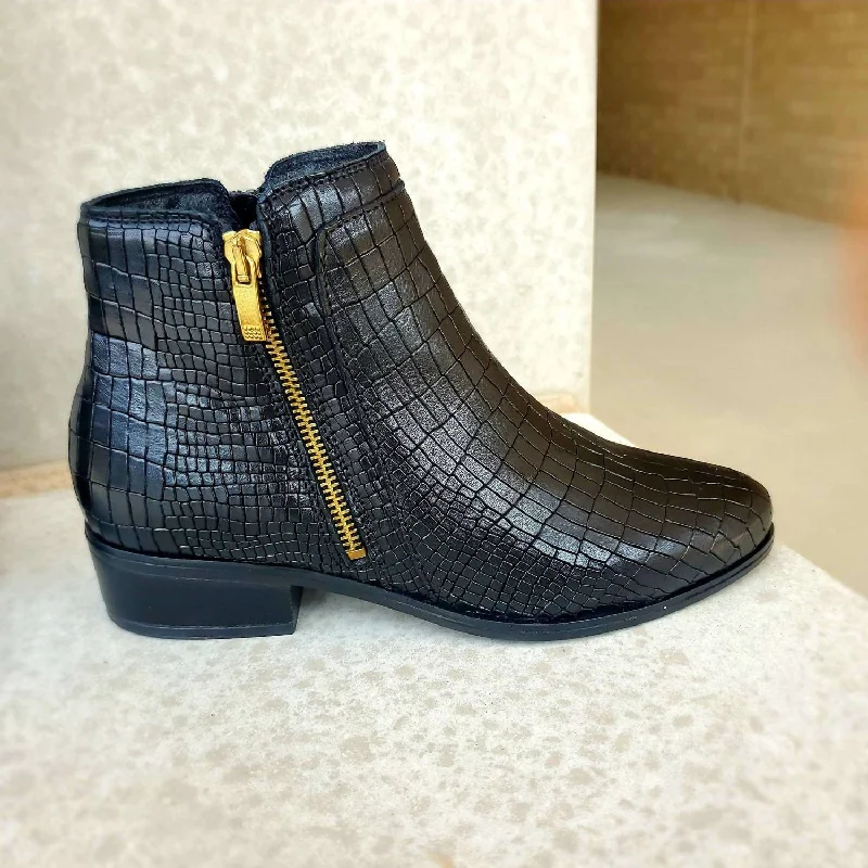 women’s ankle booties for fall fashion -Pippa In Black Croc