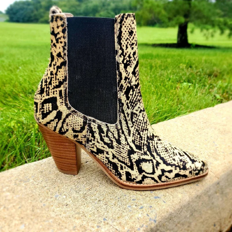 stylish women’s boots for everyday wear -Sound Off In Beige/black Print