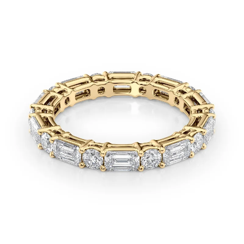 luxurious women’s diamond bracelets for special events -2.6ct Alternating Emerald and Round Basket Eternity