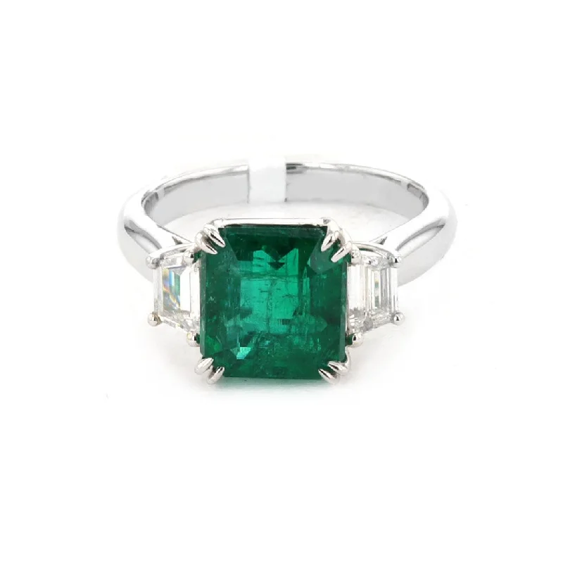 best women’s jewelry sets for special occasions -Emerald & Diamond Ring