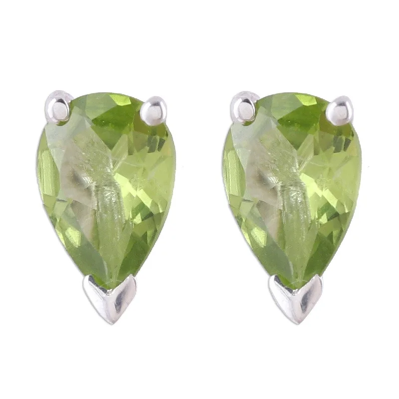 custom women’s rings with initials for a personal touch -NOVICA Verdant Gleam, Peridot stud earrings - 0.4*0.3