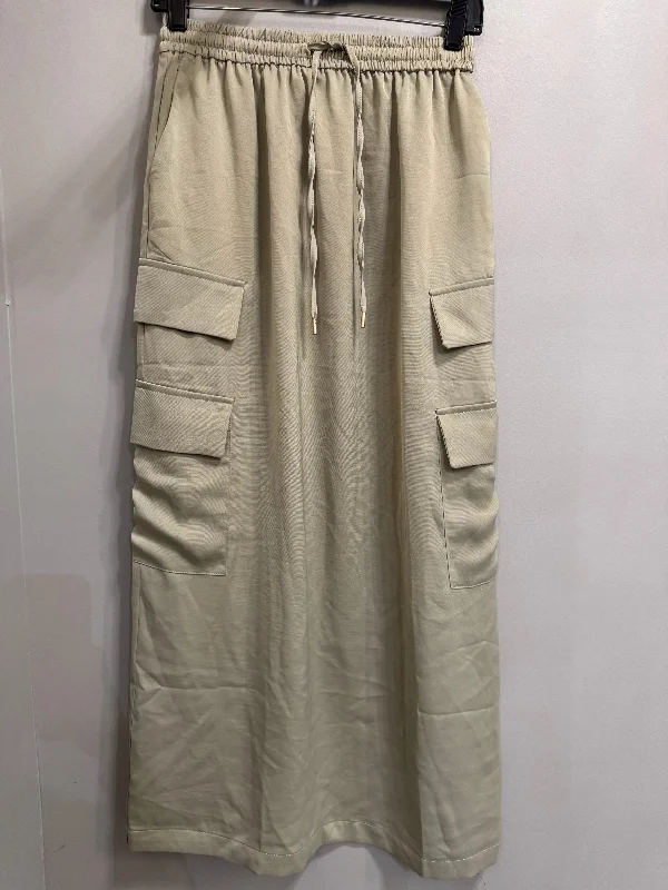 women’s trendy outerwear for 2025 -Skirt Maxi By Skies Are Blue In Green, Size: 4