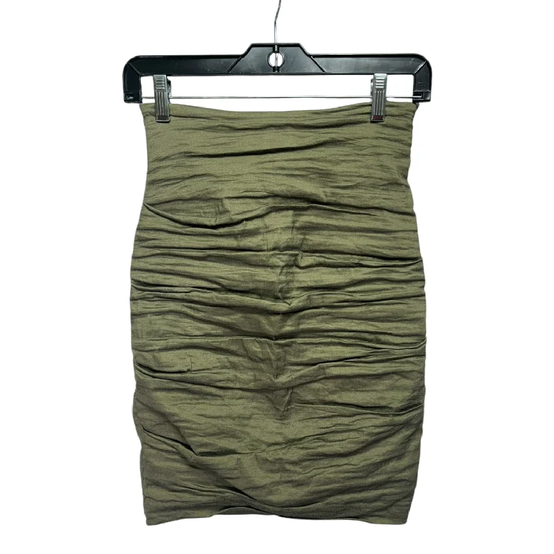 comfortable women’s sweaters for winter fashion -Skirt Mini & Short By Nicole Miller In Green, Size: 2